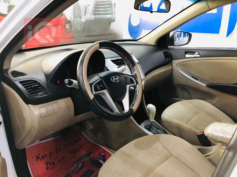 Hyundai Accent